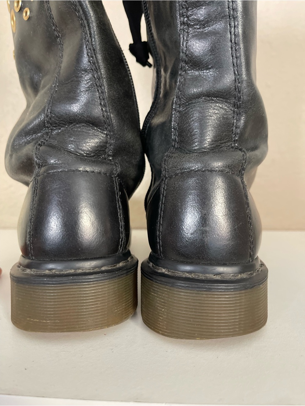 Vintage Dr. Martens tall Johari Combat Boot with gold-tone grommets grunge 8 - Picture 8 of 14